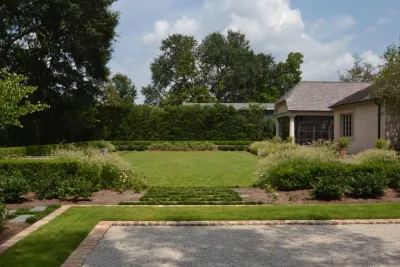 Bocage Boulevard — Landscape Design project by Newton Landscape Group in Baton Rouge