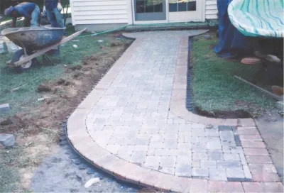 Alvarez Masonry, Landscaping & Construction, Inc. - Paver Installation in Newtown, CT