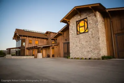 Atascadero Glass Inc. - Commercial Construction Services in Atascadero, CA