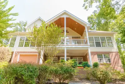 Harrison Cladding Initiative by Chattanooga EXteriors