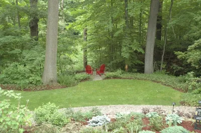 Moreland Hills 3 by ONeill Landscape Design And Installation
