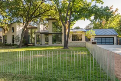 Glass Doctor of Dallas Metroplex - Window Installation & Replacement in Carrollton, TX