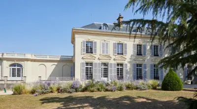 Maison Janneau - Door Installation & Replacement in Austin, TX