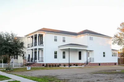 Lakeview Project 3 by Clayton Homes by Jefferson Door Company