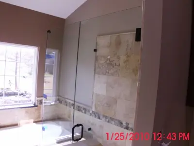 Custom Glass Mirror Image LLC - Window Installation & Replacement in Saint Peters, MO