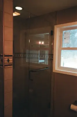 Custom Glass Mirror Image LLC - Window Installation & Replacement in Saint Peters, MO