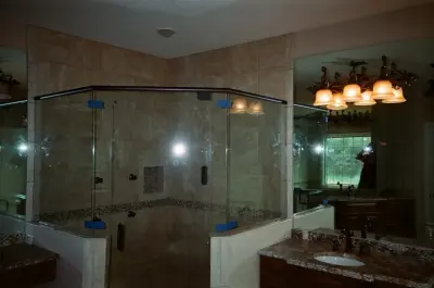 Custom Glass Mirror Image LLC - Window Installation & Replacement in Saint Peters, MO