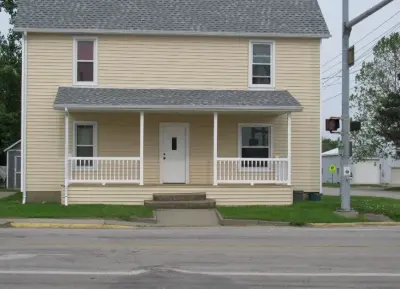 J B & D Siding and Window - Window Installation & Replacement in Galesburg, IL