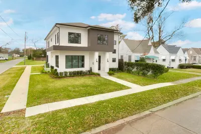 Amazing Windows and Doors - Door Installation & Replacement in Metairie, LA