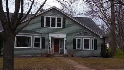 Hometown Glass & Improvement, Inc - Door Installation & Replacement in Beaver Dam, WI