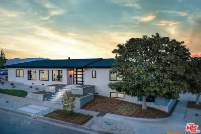 Fusion Windows and Doors - Door Installation & Replacement in Burbank, CA