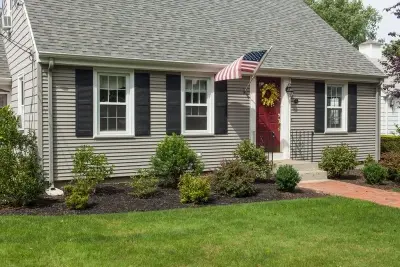 Marshall Building & Remodeling - Roofing & Gutter Services in Riverside, RI