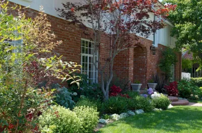 Westwood Traditional — Landscape Design project by Outside InStyle