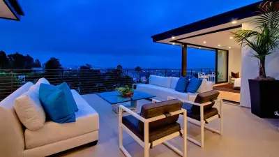 Aluminum Thermal - Hilltop California by Arcadia Custom