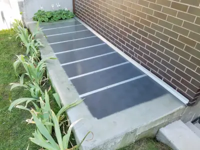 HandyManny Window Well Covers - Window Installation & Replacement in Addison, IL
