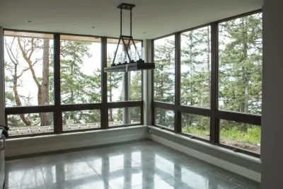 Lyndale Glass Inc. - Door Installation & Replacement in Lynden, WA