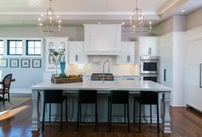 The Silverstone: Craftsmanship Residence by Homes By Chris