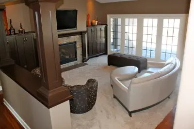 Transitional Land Residence by Rezac Construction