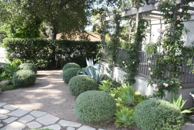 Lower Water Tract Home — Landscape Design project by Paul Hendershot Design, Inc.
