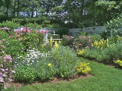 Peggy Amster Landscape Design - Garden Remodeling in Water Mill, NY