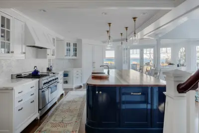 Bespoke Cabinet Solutions — Custom Home Builders project by Saltsman Brenzel, Inc.