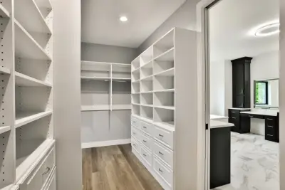 Weldon Spring Contemporary Craftsman — Custom Home Builders project by Hibbs Luxury Homes - St Louis, MO