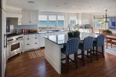 Ocean Boulevard — Custom Home Builders project by Saltsman Brenzel, Inc.