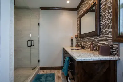 Albino Stag Spa by Bobby Murray Homes LLC
