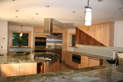 Dual-tone Kitchen — Kitchen Remodeling project by Grayling Construction