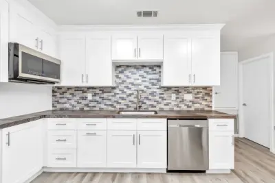 iFloors Kitchen & Bath - Flooring Installation Services in Sugar Land, TX