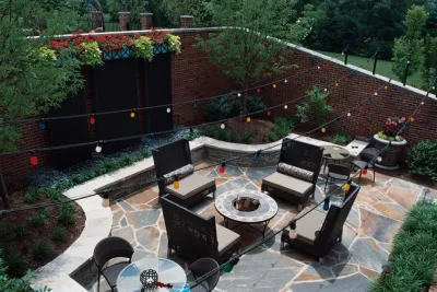 Huntleigh MO- Water Wall by Poynter Landscape Architecture & Construction