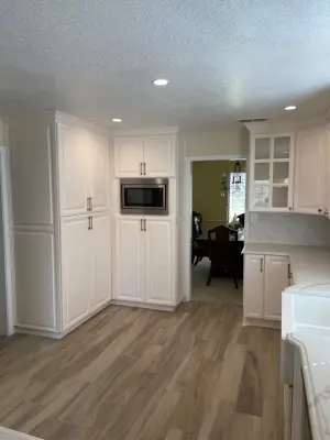 Bright Kitchen by Enchantment Design & Remodeling, LLC
