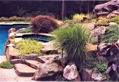 Putnam's Landscaping - Retaining Wall Construction in Wilton, CT