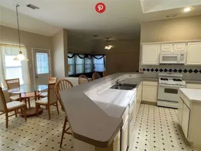 iFloors Kitchen & Bath - Flooring Installation Services in Sugar Land, TX