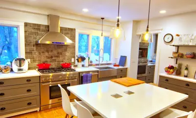 Steveworks LLC - Siding & Exterior Remodeling in Newton, MA