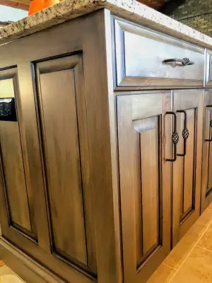 Waterfront Kitchen — Kitchen Remodeling project by Whitney Garrett / Kenwood Kitchens