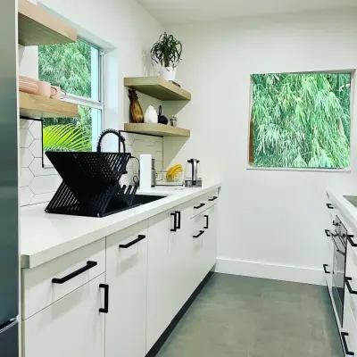 Compact Kitchen in Design District — Kitchen Remodeling project by Orange Home - Design | Remodel | Build