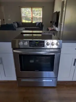 Contemporary Kitchen and Living Room Renovation in Charlotte, NC — Kitchen Remodeling project by 7 Day Kitchens