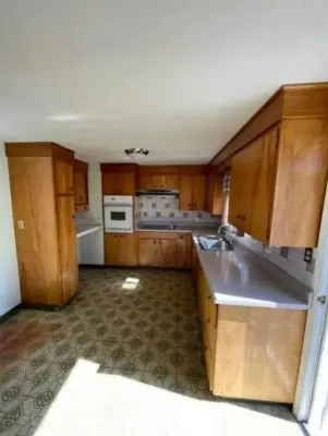 Contemporary Kitchen Update — Kitchen Remodeling project by RC Contracting Remodeling