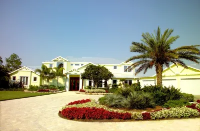 ArtisTree Landscape Maintenance & Design - Outdoor Lighting Installation in Venice, FL