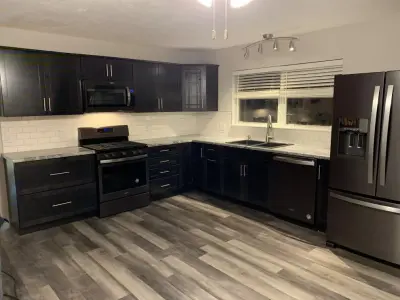 Hunt's Designs & Services - Flooring Installation Services in Springfield, IL