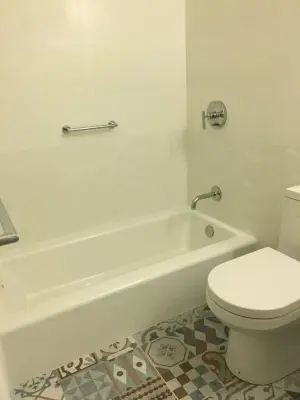 Edgewater Contemporary Bathroom Upgrade — Kitchen Remodeling project by Argen Build