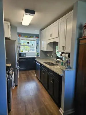 Dual-Tone Kitchen Renovation Completed — Kitchen Remodeling project by Kitchen Solvers Of Spring Hill