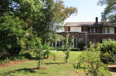 Ross Garden Design - Landscape Design in Jacksonville, FL