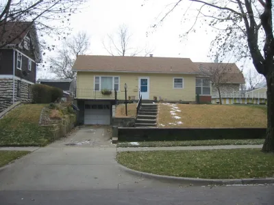 Extreme Makeover - Kansas City — Landscape Design project by Royal Creations Architectural Landscaping