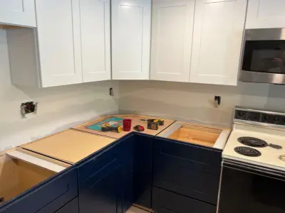 Ozarks Lakeside Kitchen by IMG Construction Services