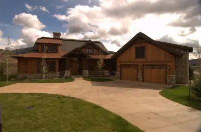 Feline Mountain Lake — Home Renovation & Remodeling Services project by Amaron Folkestad GC Steamboats Builder