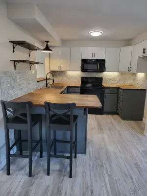 Promise Land Construction LLC - Flooring Installation Services in Oakville, WA