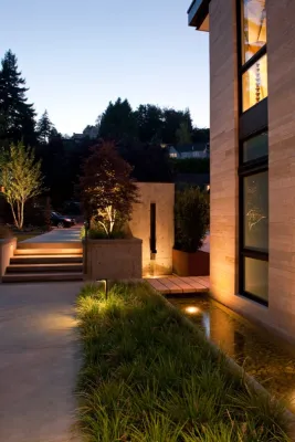 Hilltop Courtyard — Landscape Design project by Scot Eckley, Inc.