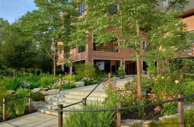 Scott Byron & Co., Inc. - Patio Design & Installation in Lake Bluff, IL